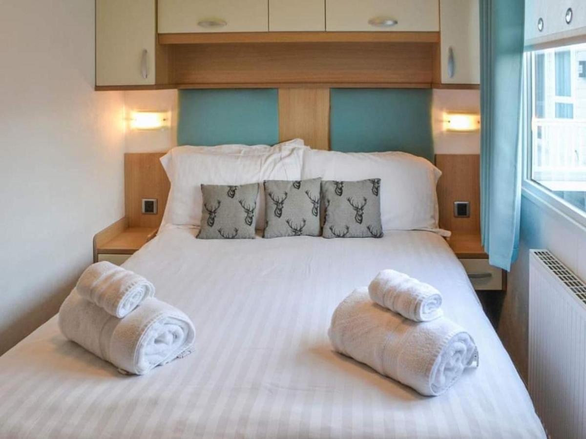 Apple Tree Lodge Hot Tub 3 Bedroom 2 Bars Морпет Экстерьер фото